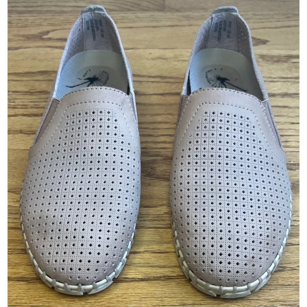 OTBT Women’s Cocoa Tan “Universe” Slip On Perforated Leather Flat Shoe Size 7.5 - Picture 3 of 11
